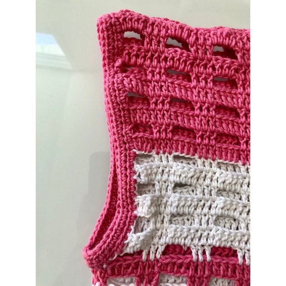 1970s Top, Size M, Vintage Crochet Shirt, Pink Knit Sleeveless Shirt - Picture 9 of 10